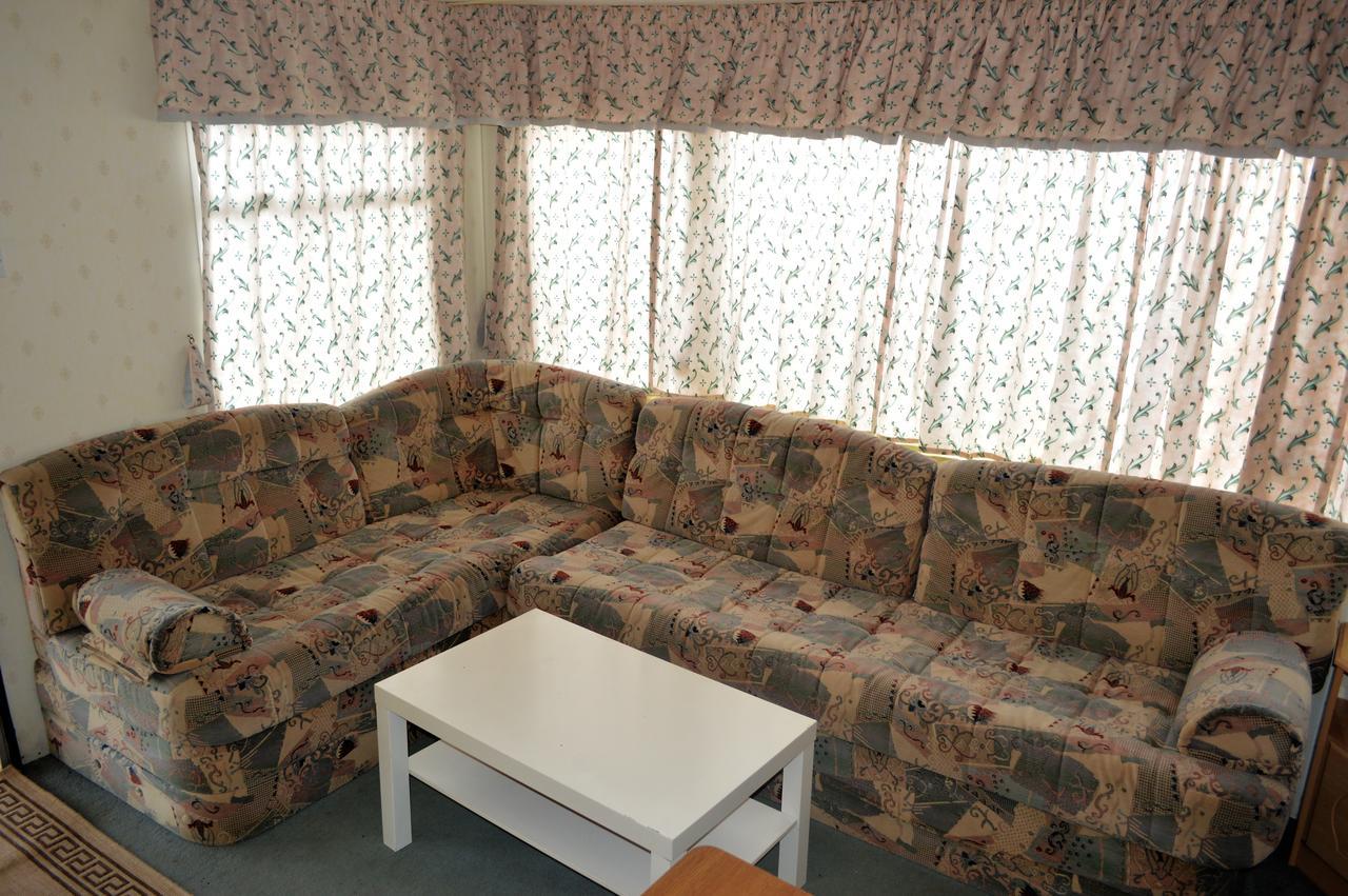 Mobilheimy U Prehrady Hotel Horni Dunajovice Luaran gambar