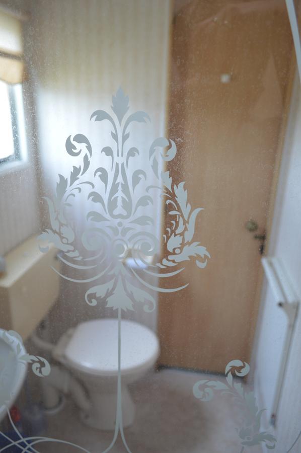 Mobilheimy U Prehrady Hotel Horni Dunajovice Luaran gambar