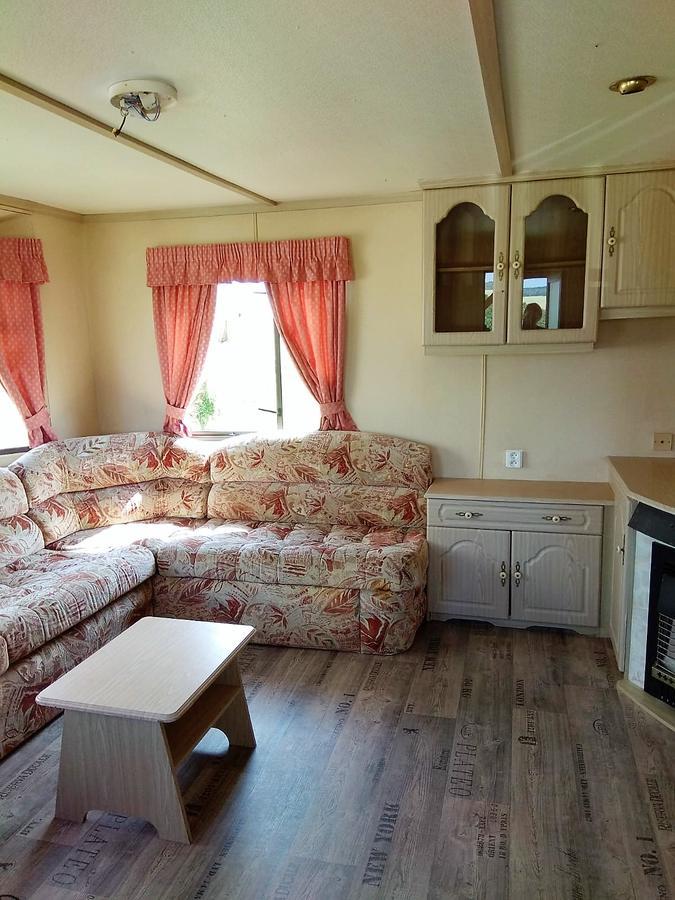 Mobilheimy U Prehrady Hotel Horni Dunajovice Luaran gambar