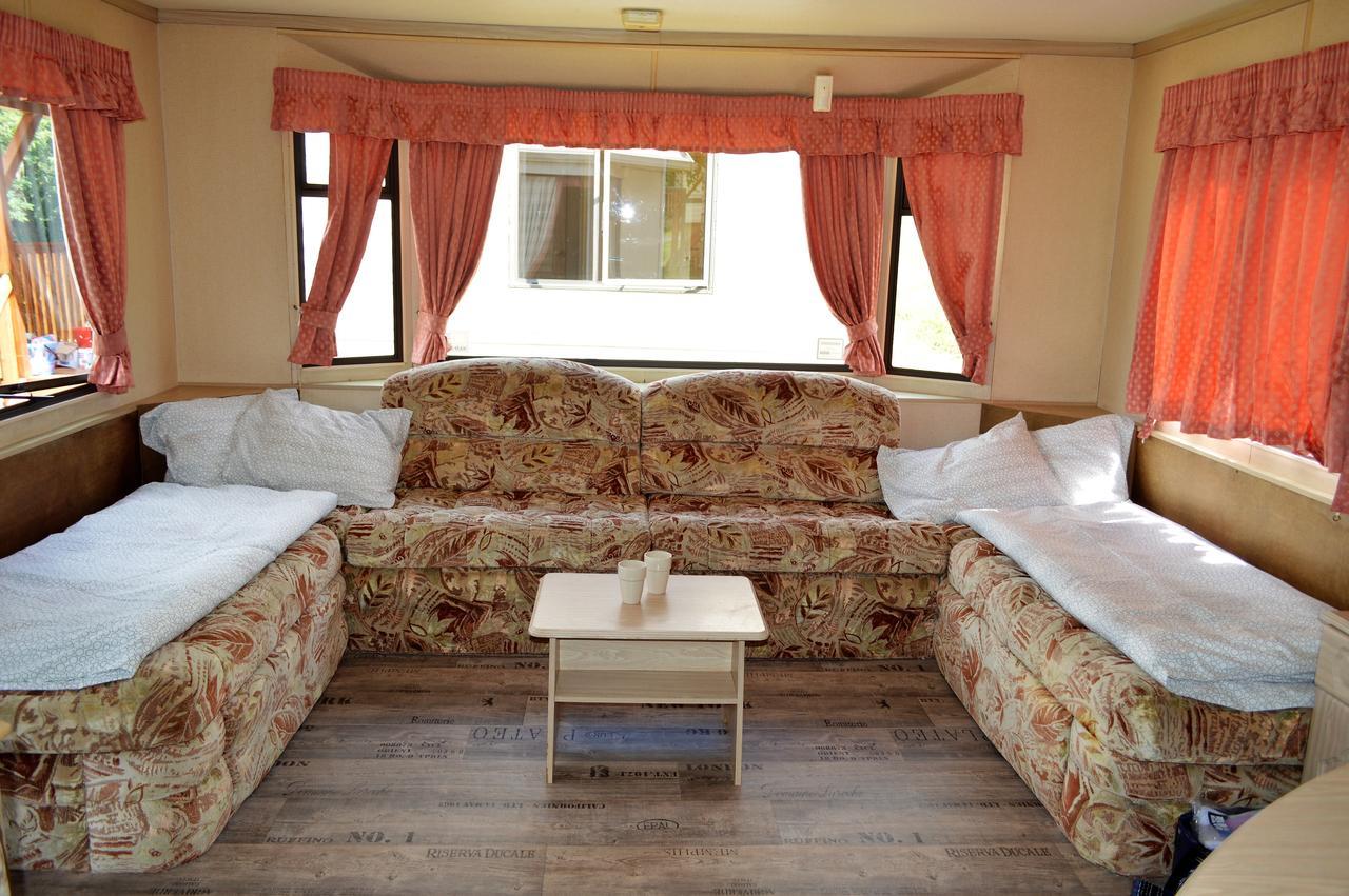 Mobilheimy U Prehrady Hotel Horni Dunajovice Luaran gambar